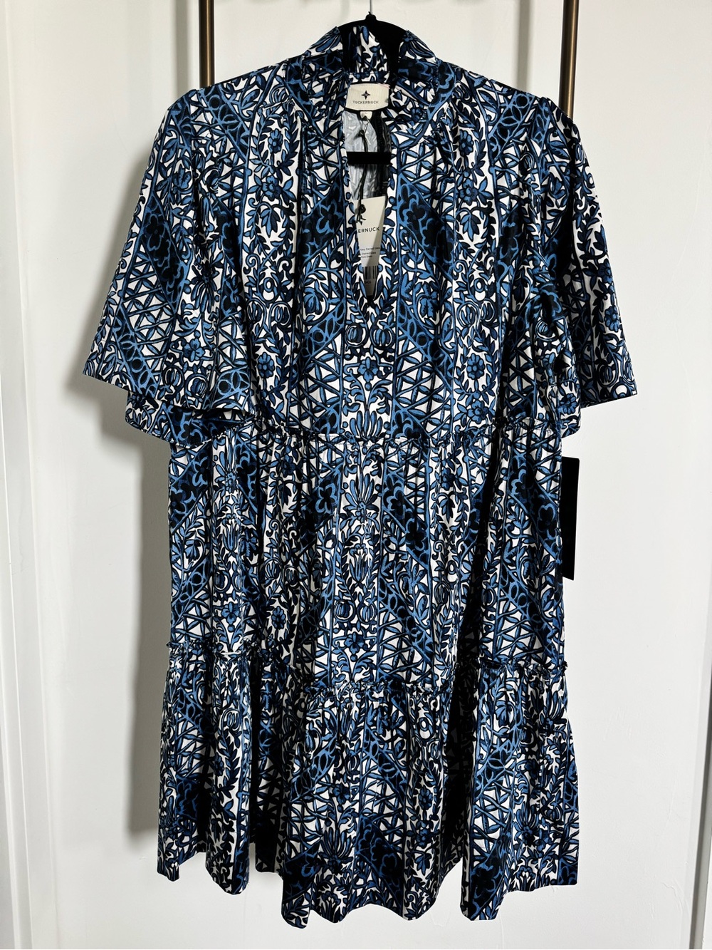 Tuckernuck Crawford Dress Navy & White NWT (size large)